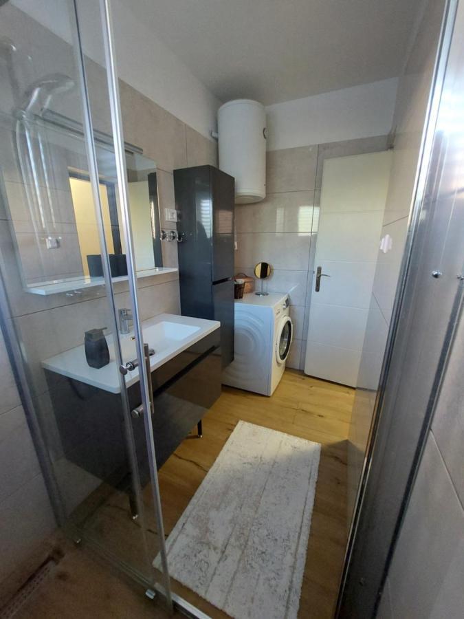 Anago Apartments 扎达尔 外观 照片