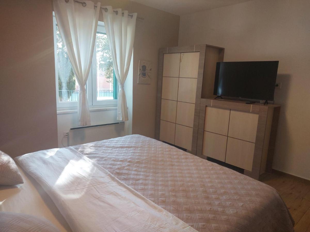 Anago Apartments 扎达尔 外观 照片